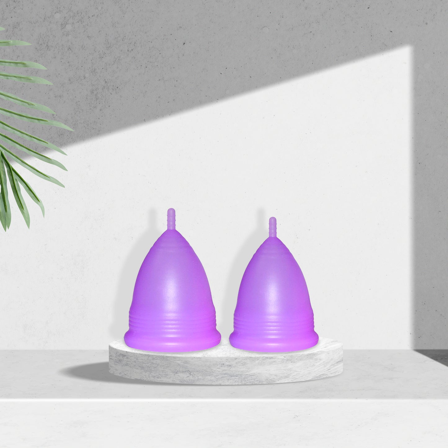 Menstruationstasse in 2 Größen - auslaufsicher & langlebig